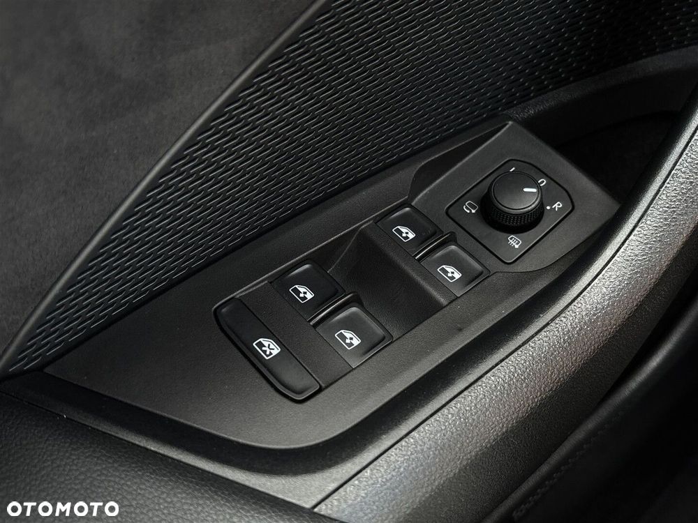 Skoda Octavia 2.0 TDI RS DSG - 22