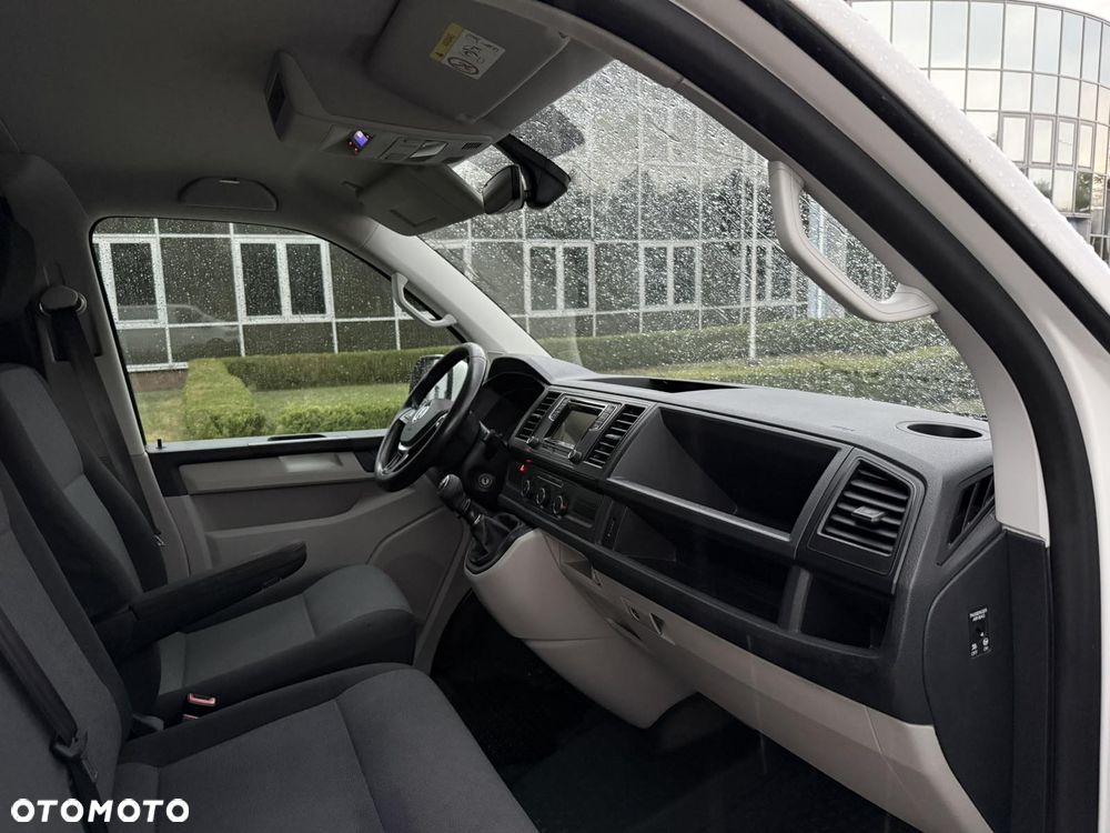 Volkswagen Transporter T6 - 20
