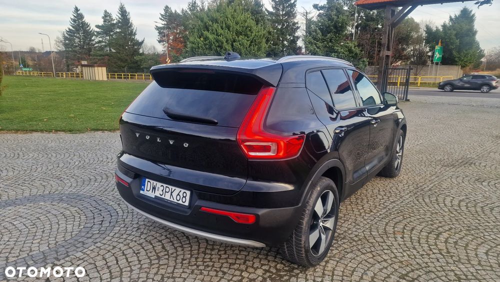 Volvo XC 40 D4 AWD Momentum - 22