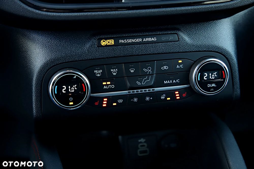 Ford Kuga 2.0 EcoBlue AWD ST-Line X - 32