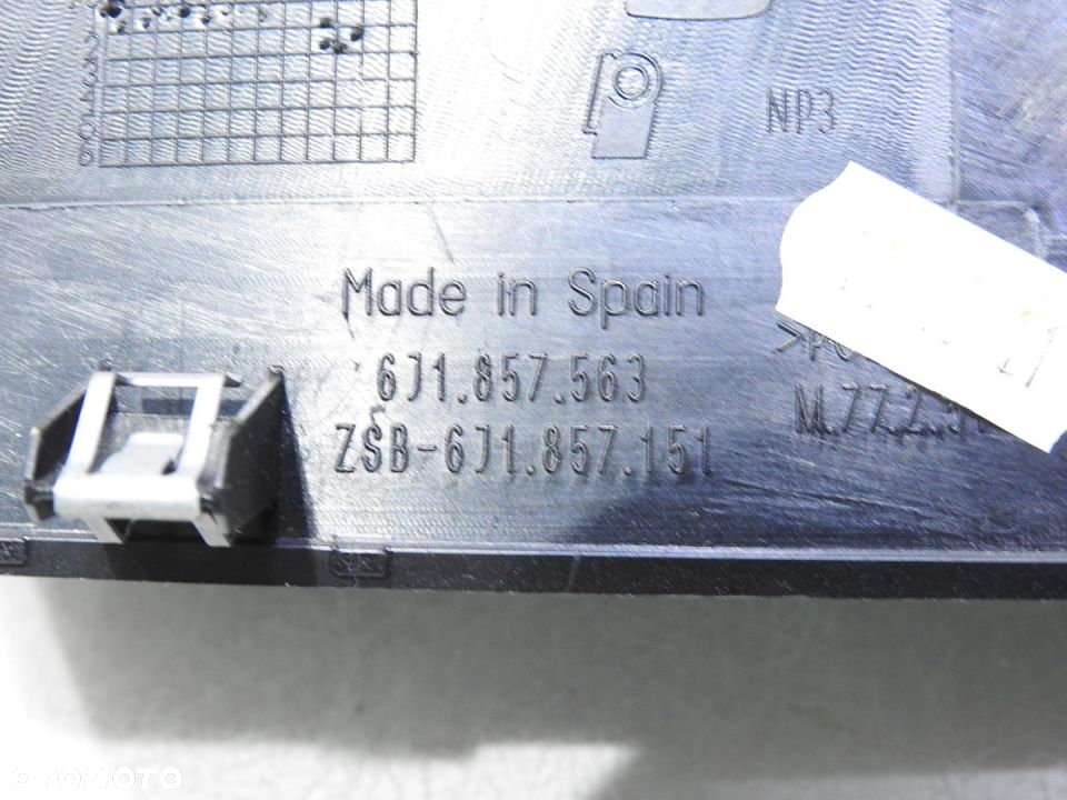OSŁONA GNIAZDA AUX USB SEAT IBIZA IV 6J 6J1857563 - 8