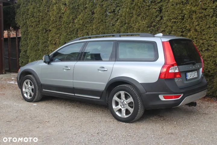 Volvo XC 70 3.2 AWD Momentum - 3