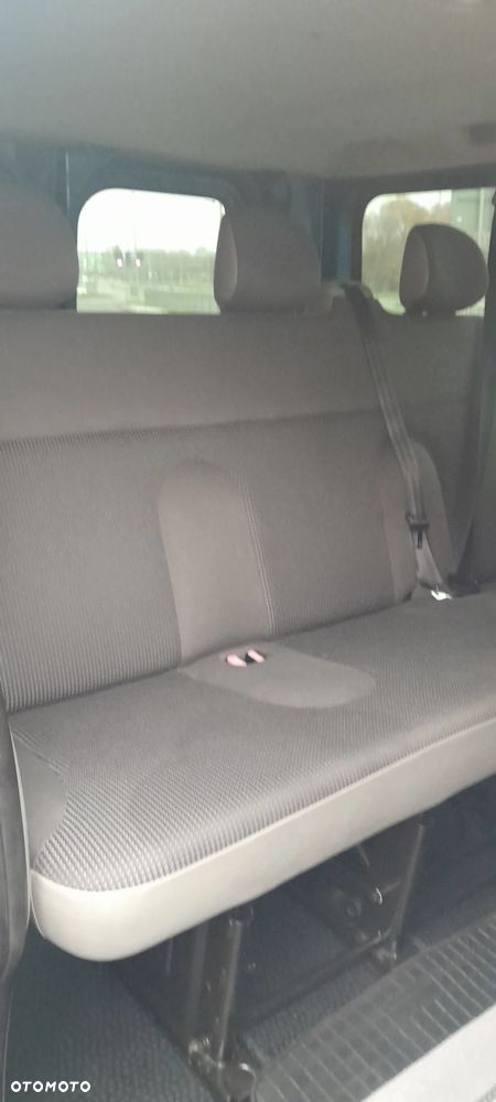 Opel Vivaro L2H1 2.9t Essentia - 17