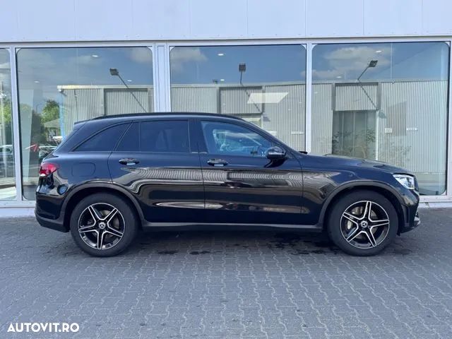 Mercedes-Benz GLC 200 d 4Matic 9G-TRONIC AMG Line - 3