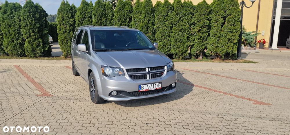Dodge Grand Caravan - 1