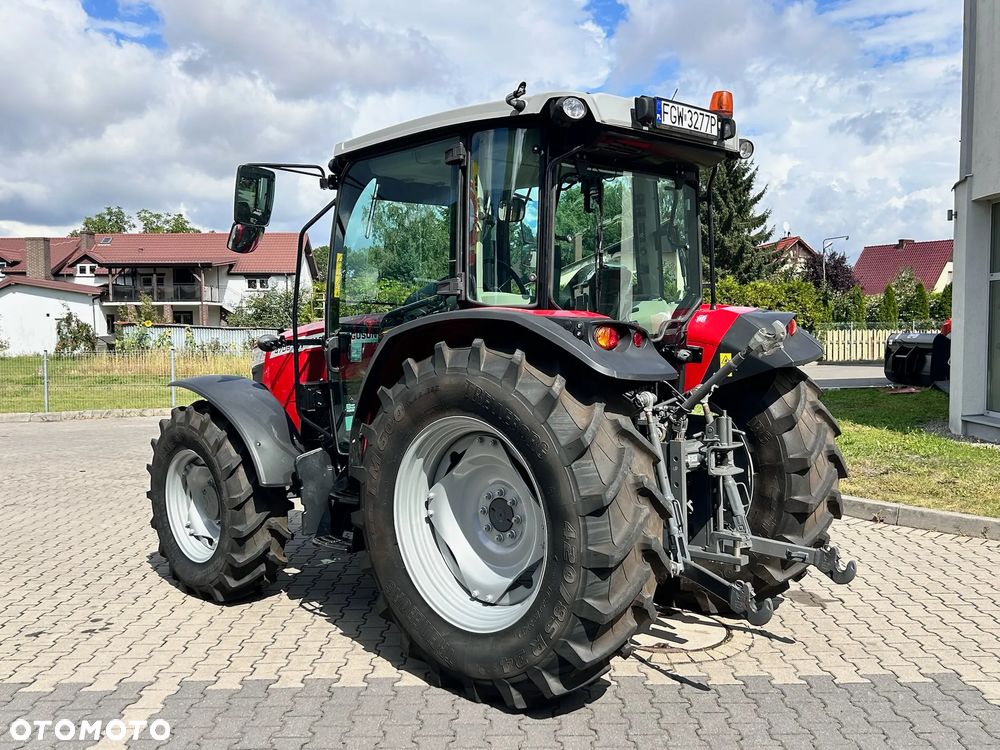 Massey Ferguson 4708M - 3