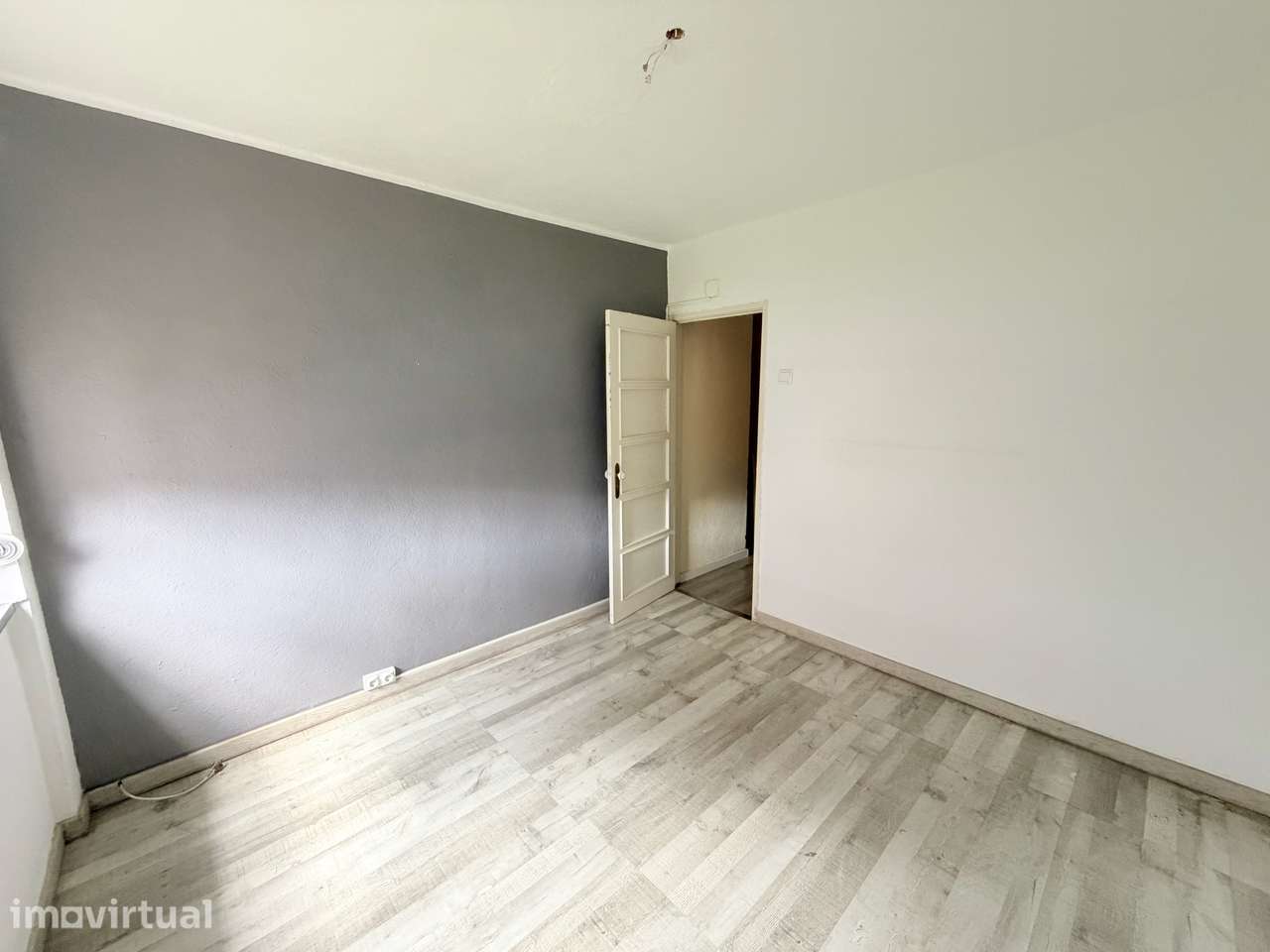 Apartamento T4 duplex Charquinho, Benfica, Lisboa - Grande imagem: 4/28