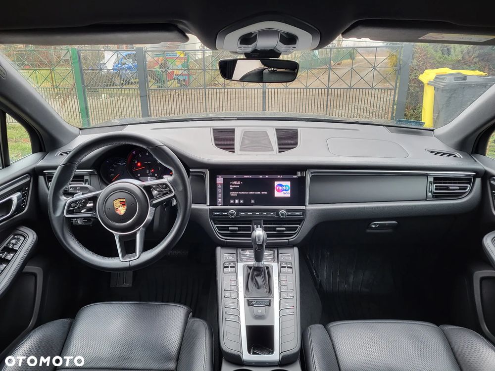 Porsche Macan - 26