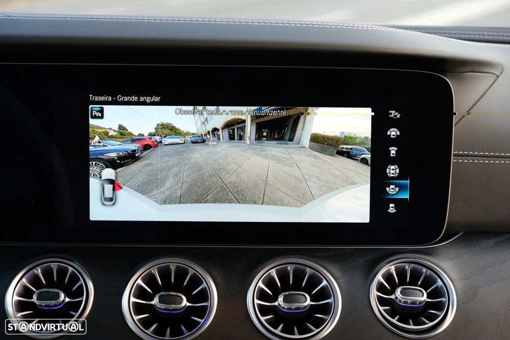 Mercedes-Benz E 220 d AMG Line - 30