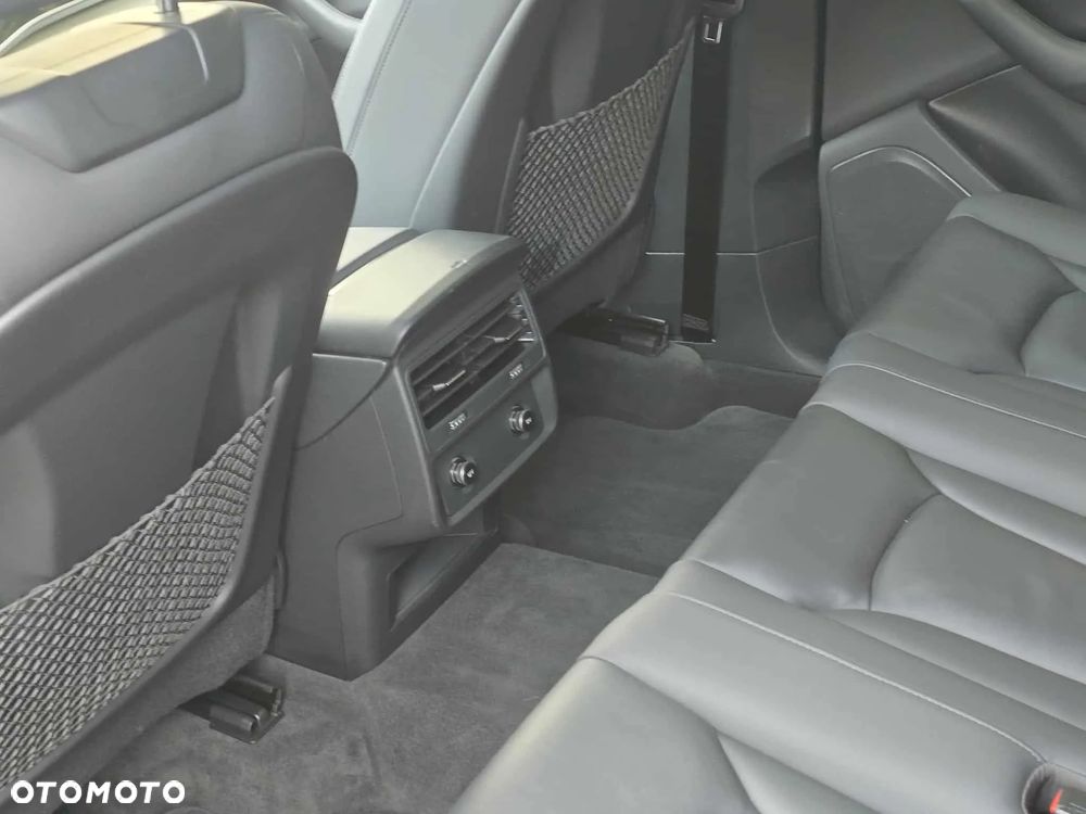 Audi Q7 - 13