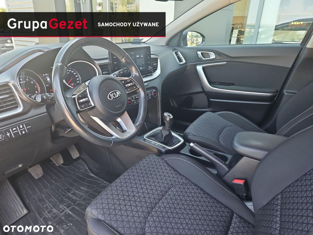 Kia XCeed 1.5 T-GDI M - 9