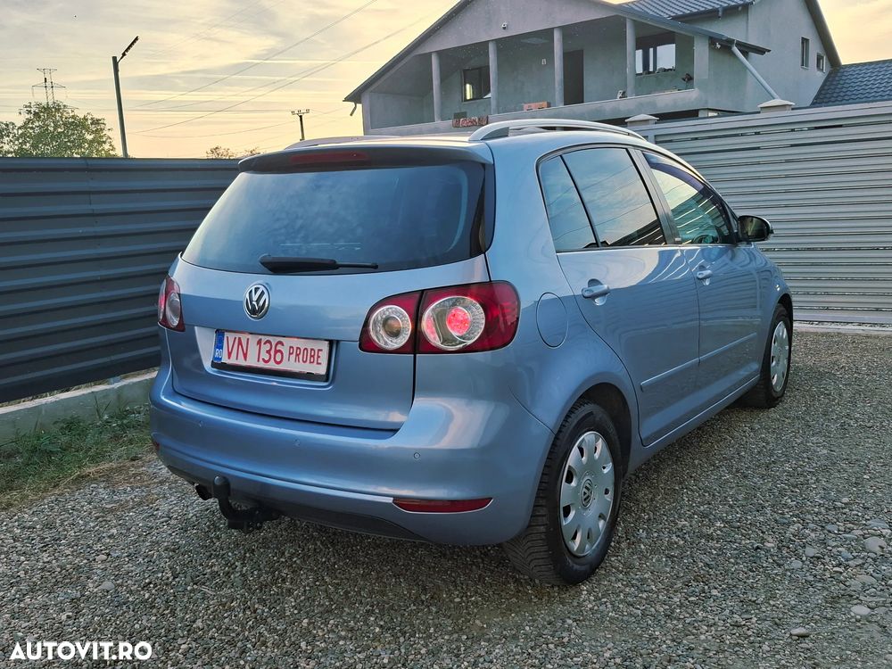 Volkswagen Golf Plus - 10