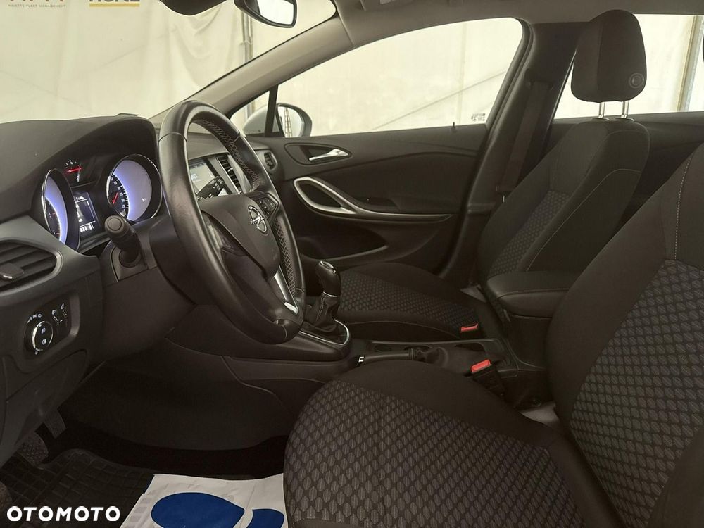 Opel Astra - 13