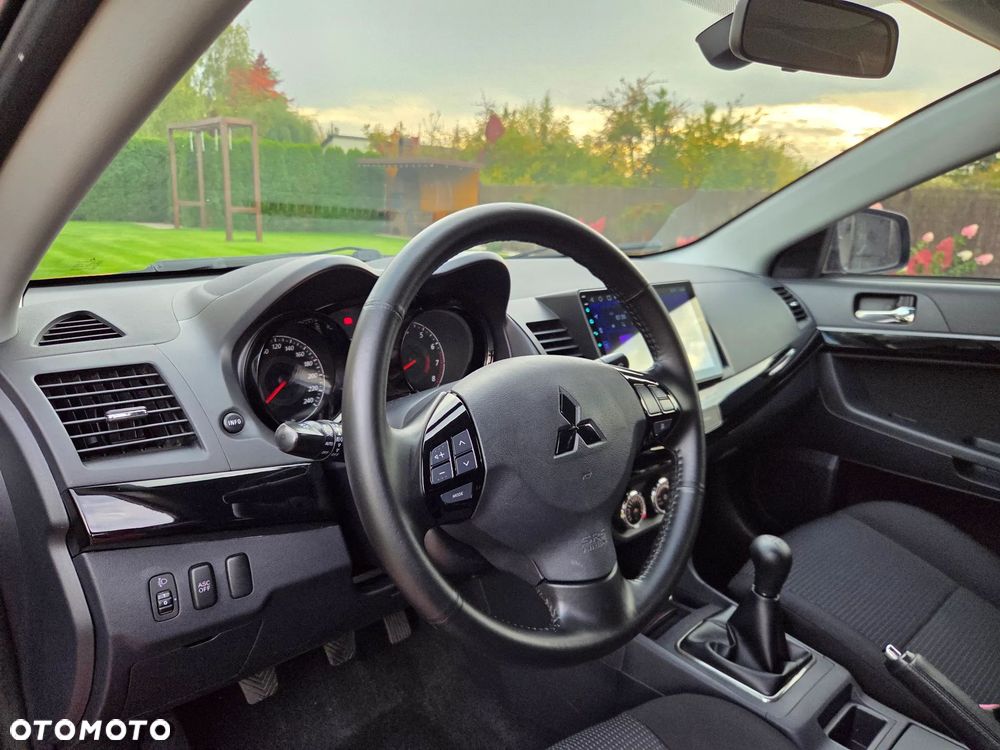 Mitsubishi Lancer - 6