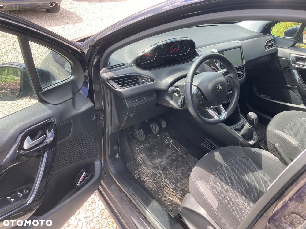 Peugeot 208 1.2 PureTech Style - 7