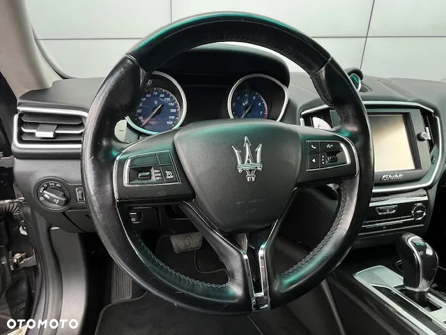 Maserati Ghibli S - 21