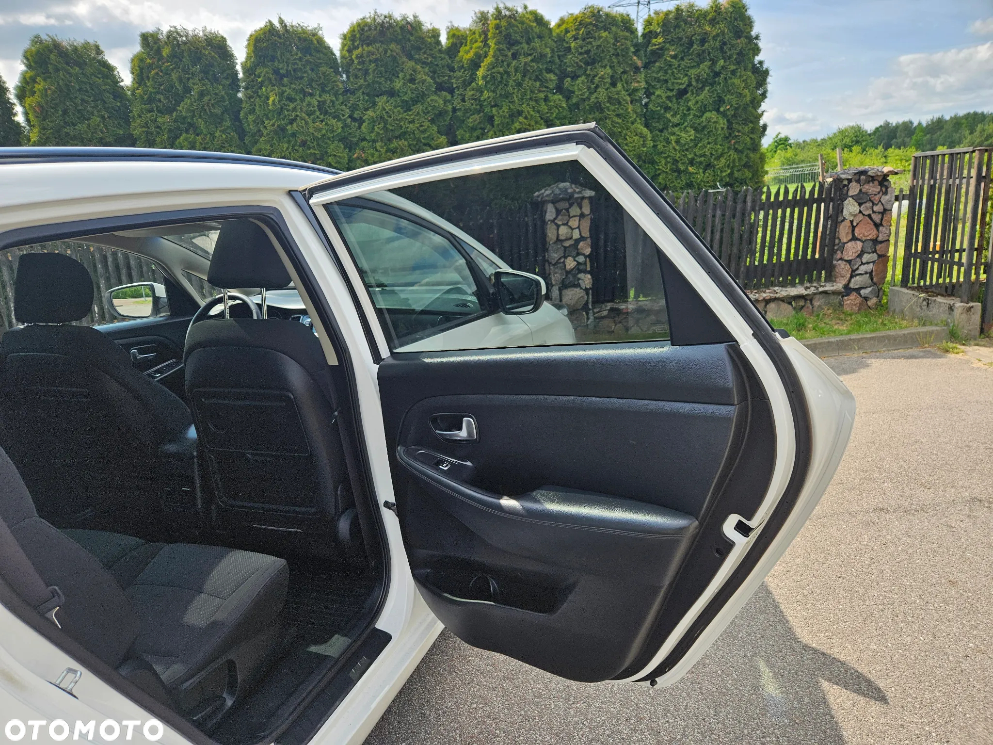 Kia Carens 1.6 GDI L EU6 - 37