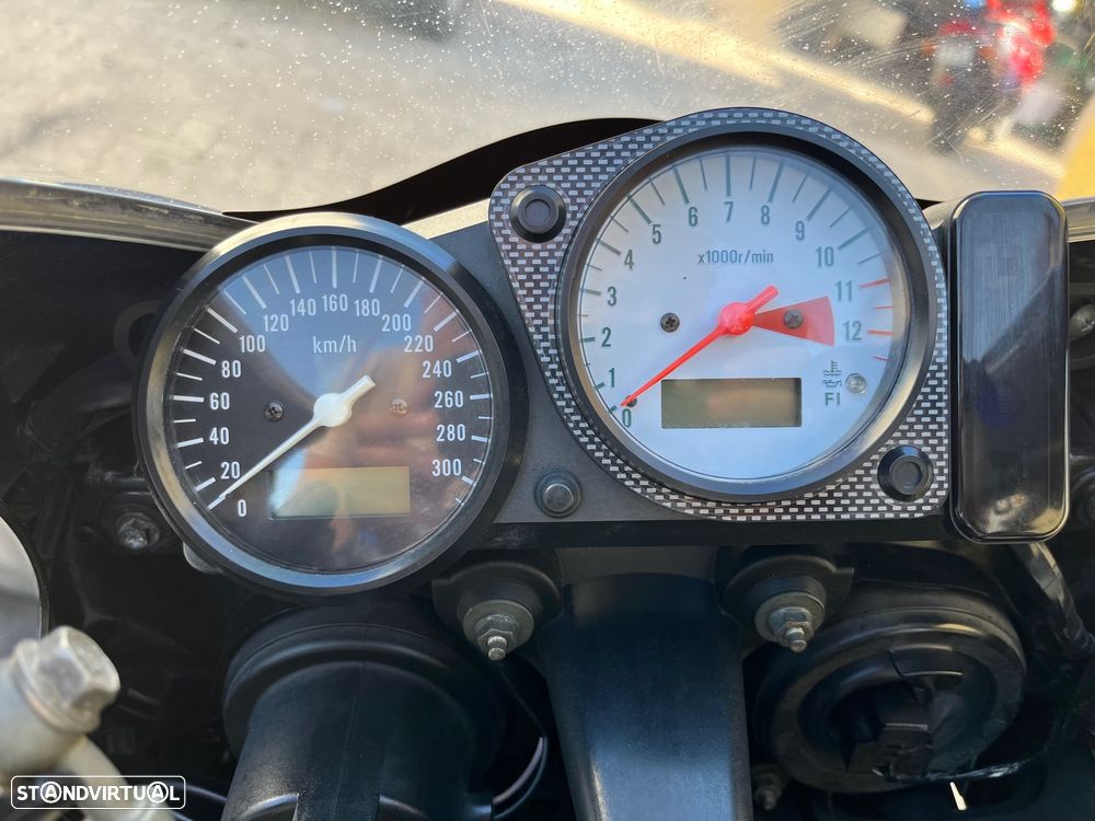 Suzuki TL R - 16