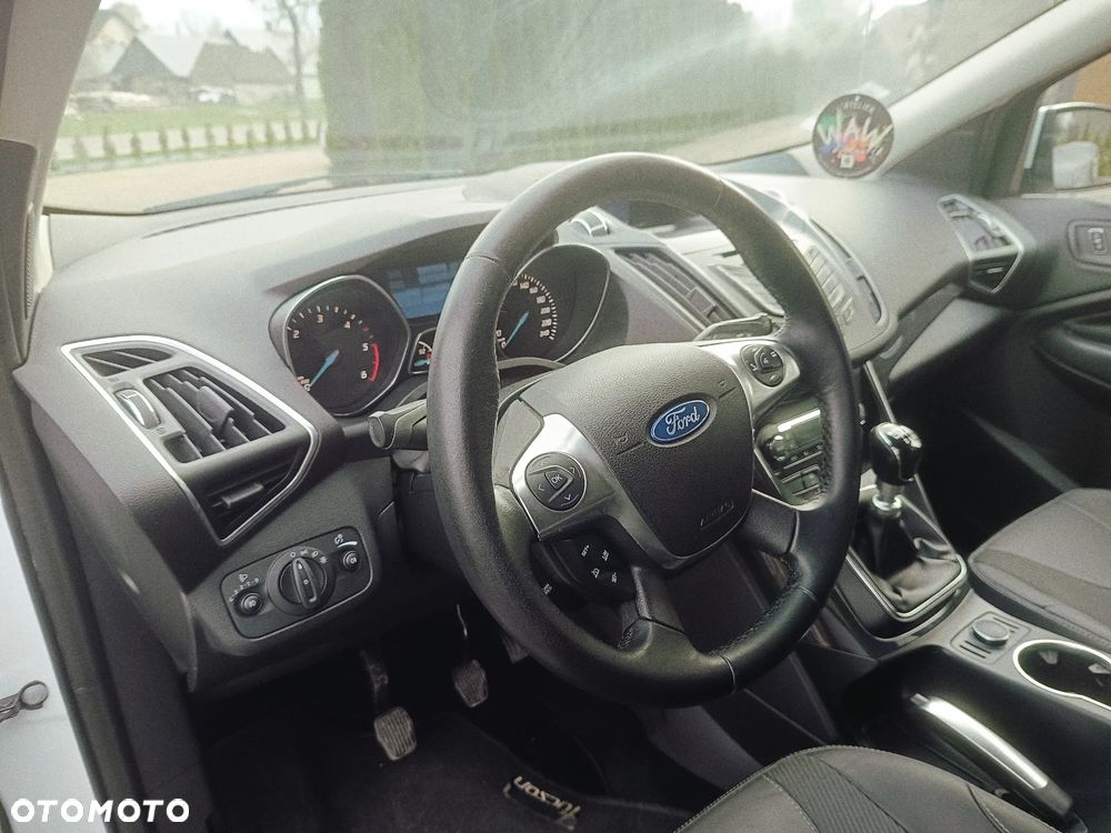 Ford Kuga 2.0 TDCi 2x4 Trend - 3