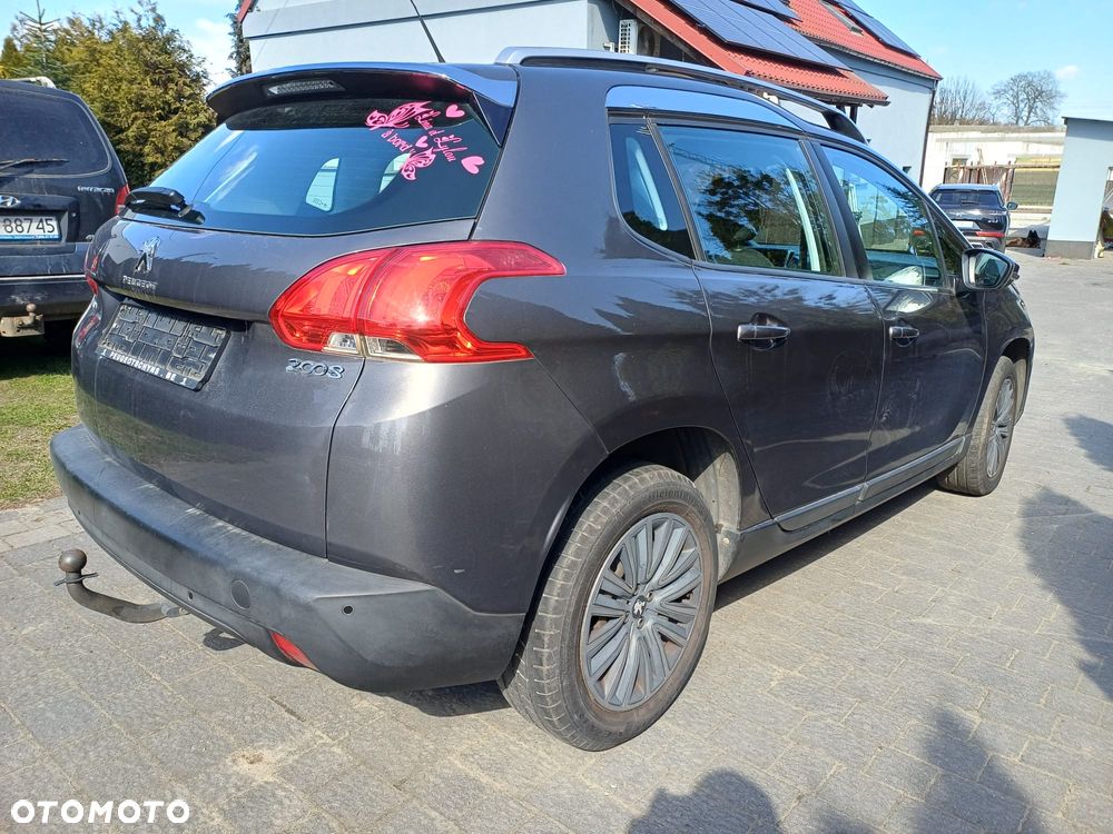 Peugeot 2008 PureTech 110 Style - 6