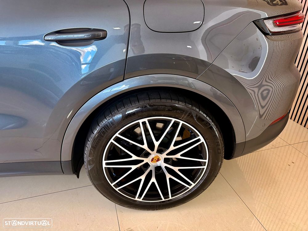 Porsche Cayenne - 57