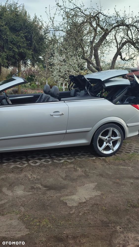 Opel Astra 1.9 CDTI Cosmo - 33
