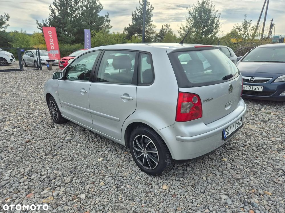 Volkswagen Polo - 8