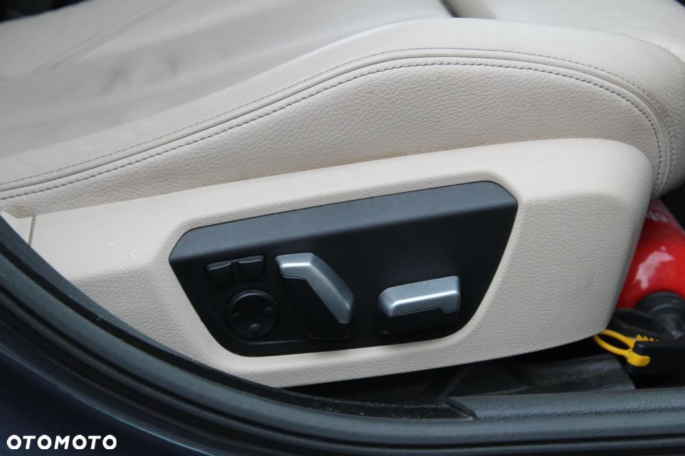 BMW 3GT 320d Luxury Line sport - 17