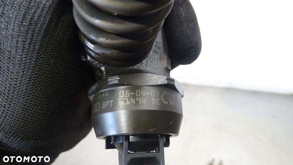 POMPOWTRYSK VOLKSWAGEN GOLF V 2.0SDI 038130073AS - 11