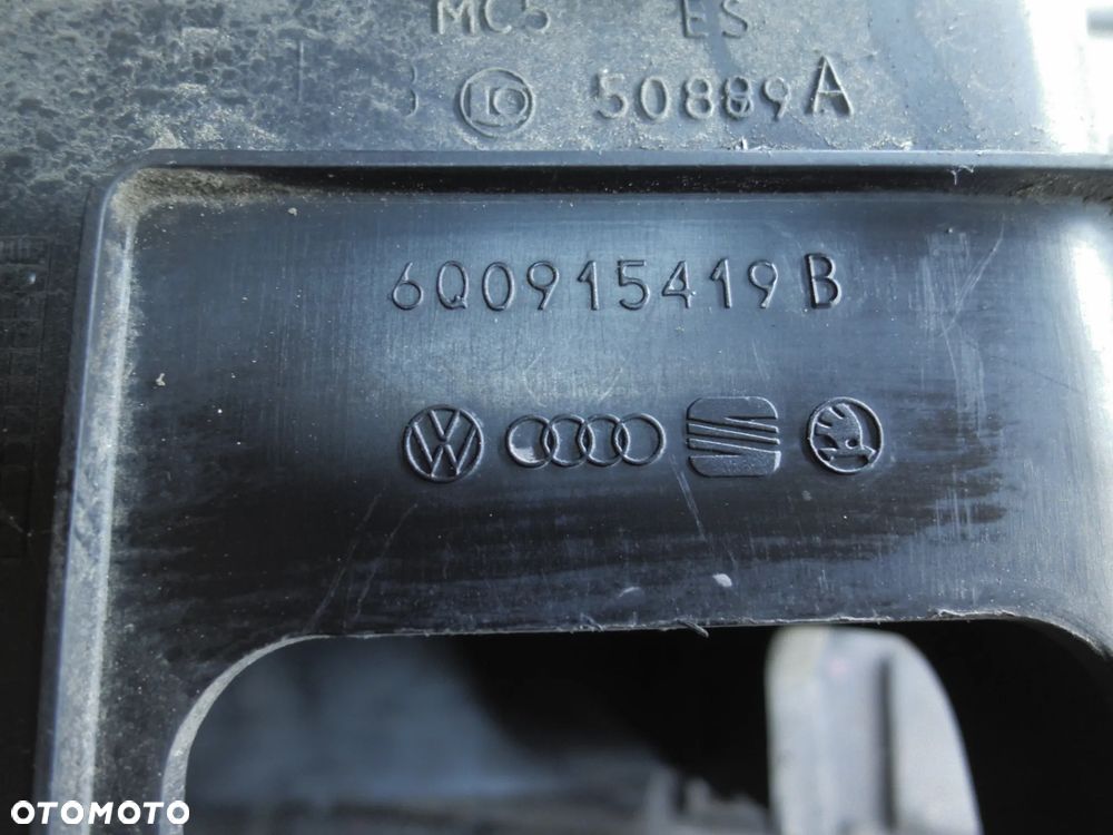 SKODA VW AUDI SEAT OBUDOWA PODSTAWA AKUMULATORA 6Q0915419B - 2