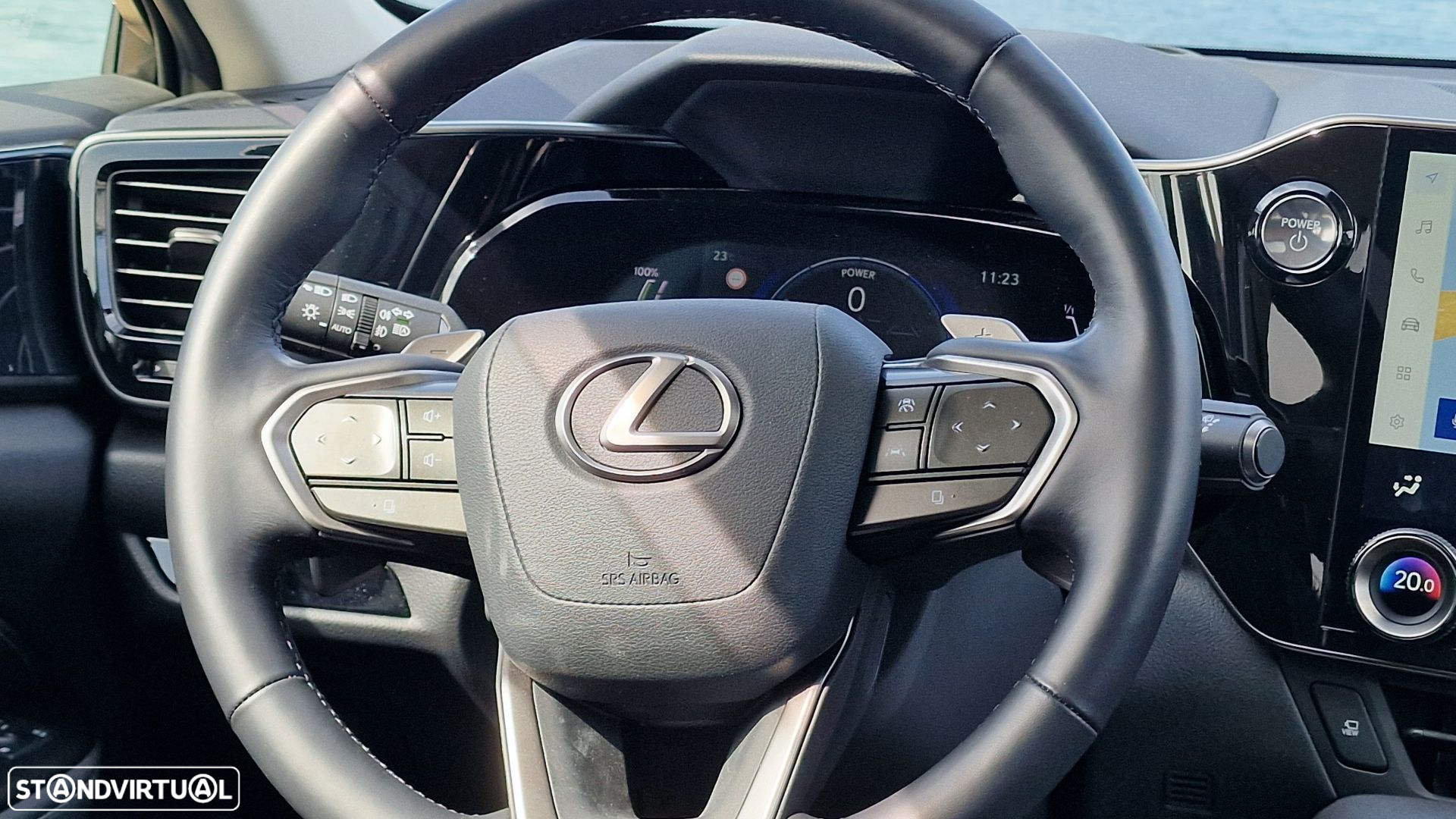 Lexus NX 450h+ Premium - 13