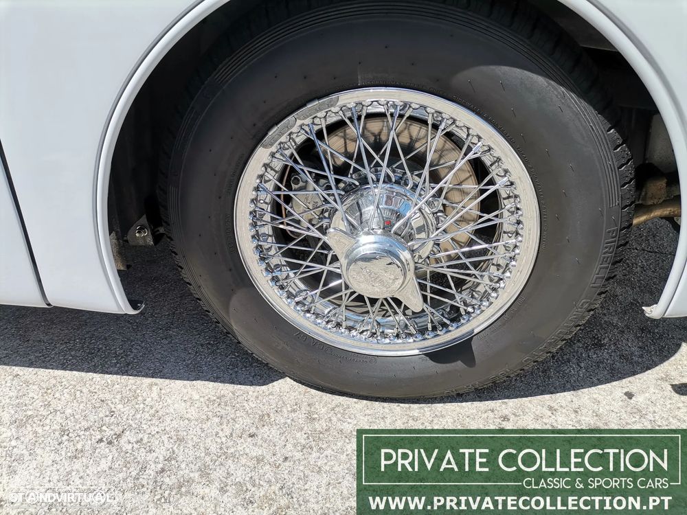 Jaguar XK150 - 27