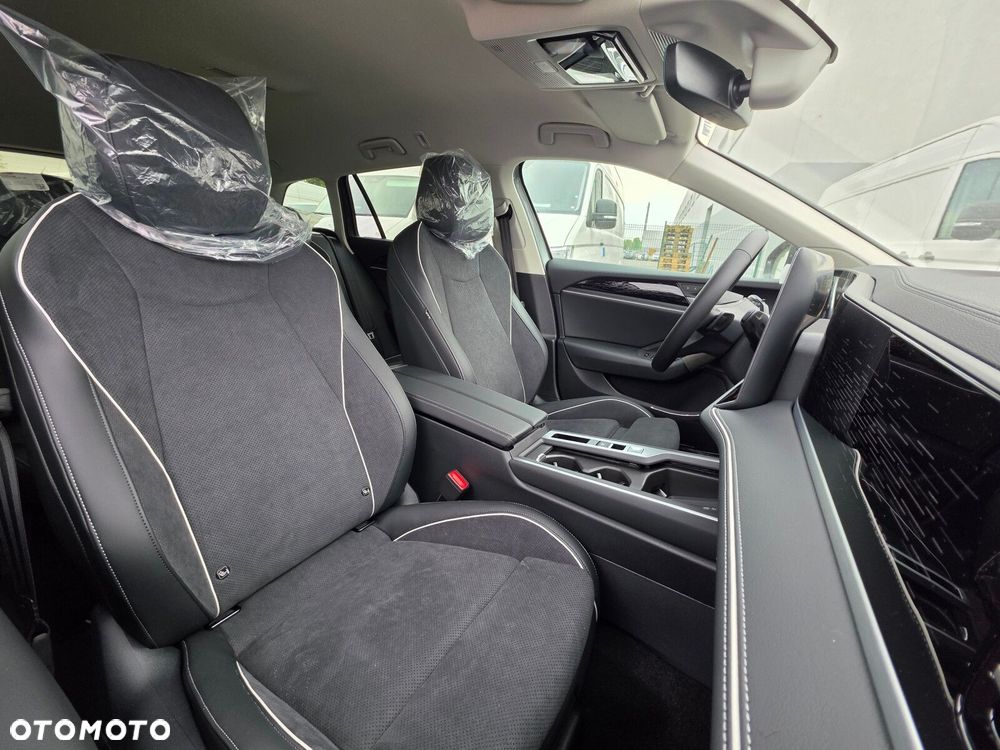 Volkswagen Passat Variant 2.0 TDI SCR Business Plus DSG - 26