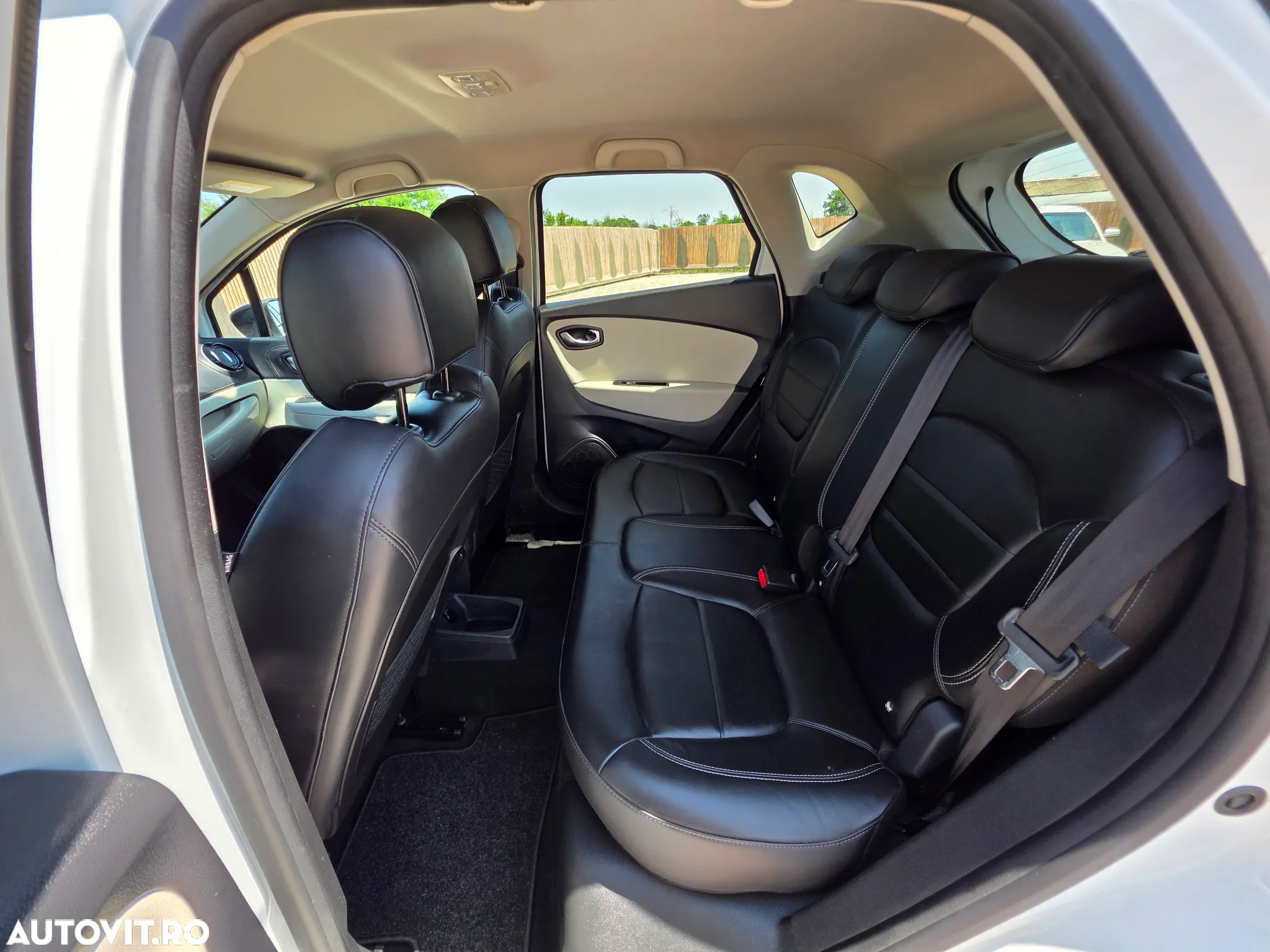 Renault Captur ENERGY TCe 120 EDC Luxe - 19