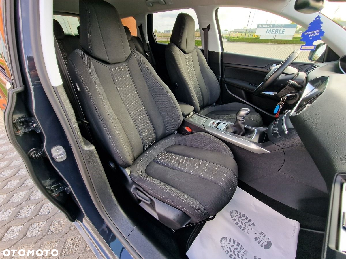 Peugeot 308 - 30