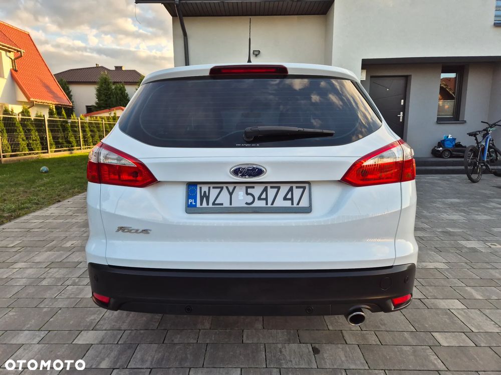 Ford Focus 2012 photo 4
