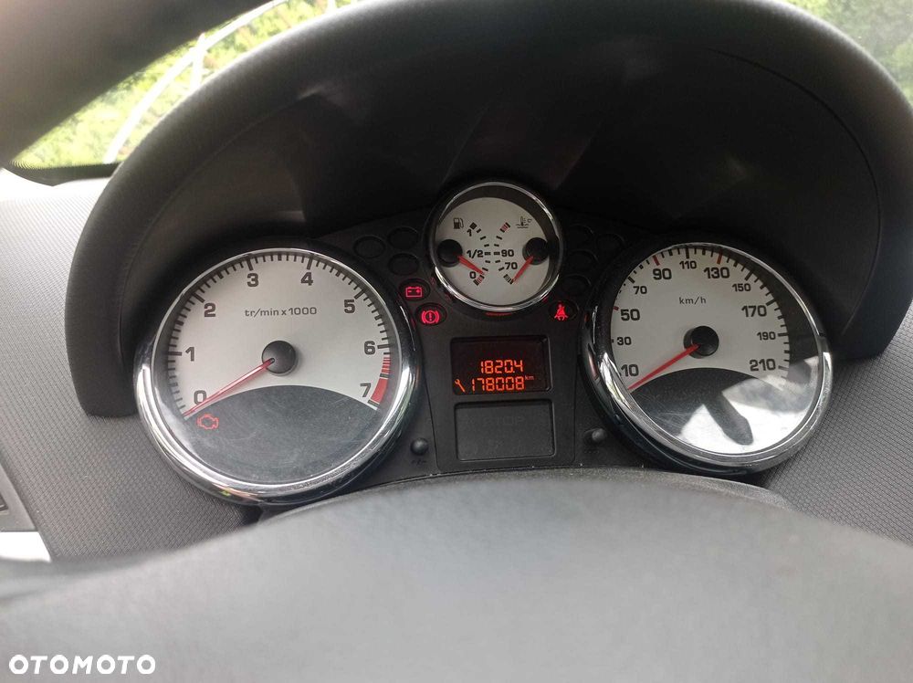 Peugeot 207 - 5