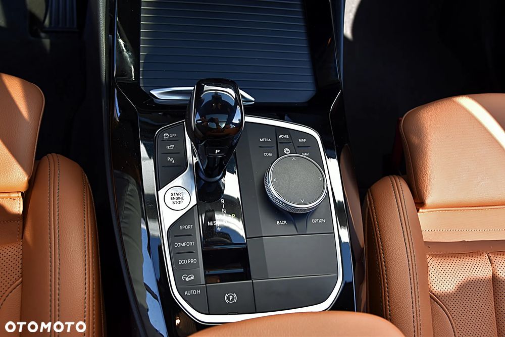 BMW X3 xDrive20i - 35