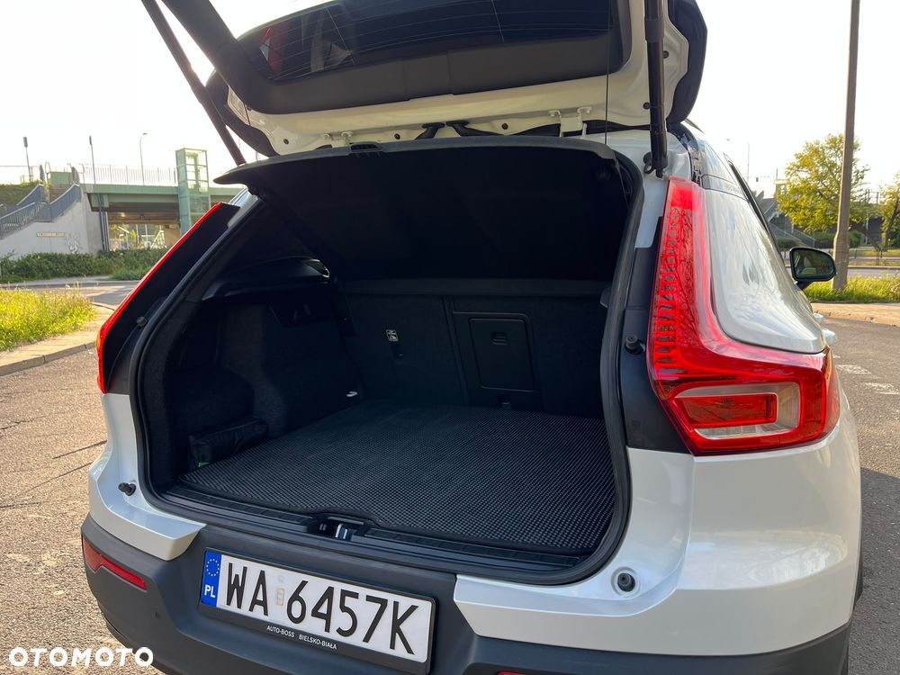 Volvo XC 40 T5 AWD R-Design - 21
