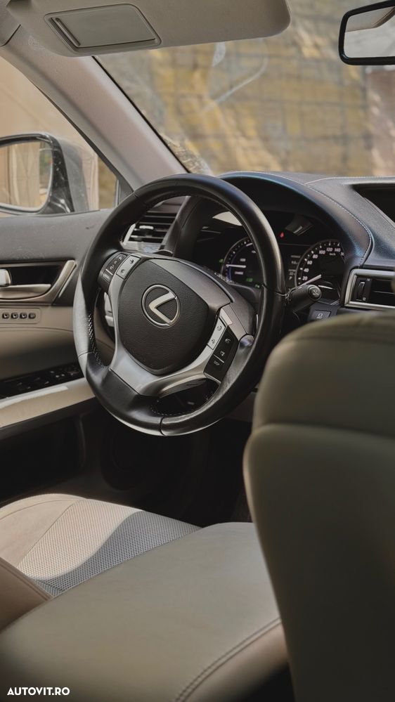 Lexus Seria GS - 3