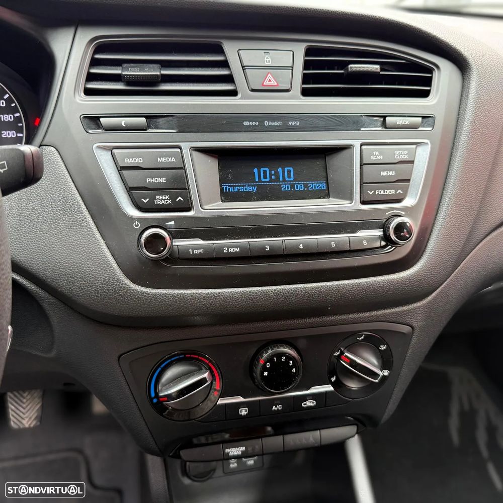 Hyundai i20 1.1 CRDi Comfort - 6