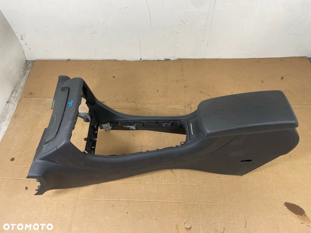 CITROEN C5 III X7 TUNEL ŚRODKOWY PODŁOKIETNIK