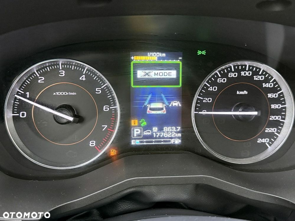 Subaru XV 2.0i Lineartronic Exclusive+ - 30