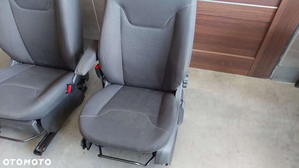 FOTELE PRZÓD KOMPLET FORD TRANSIT COURIER R2020 - 4