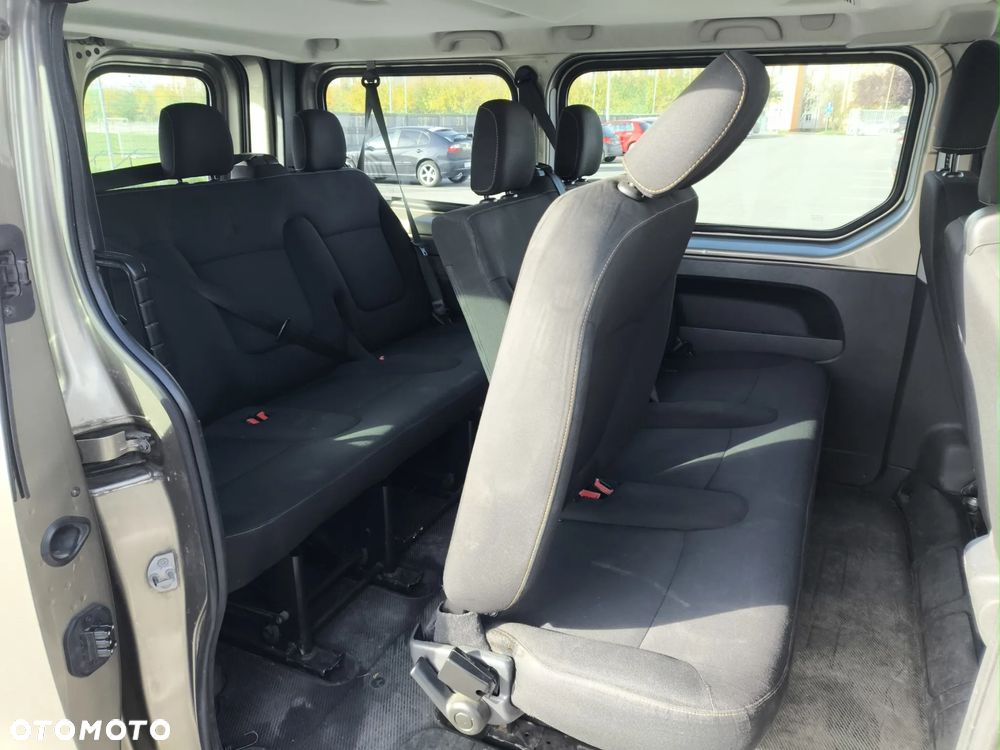 Renault Trafic - 12