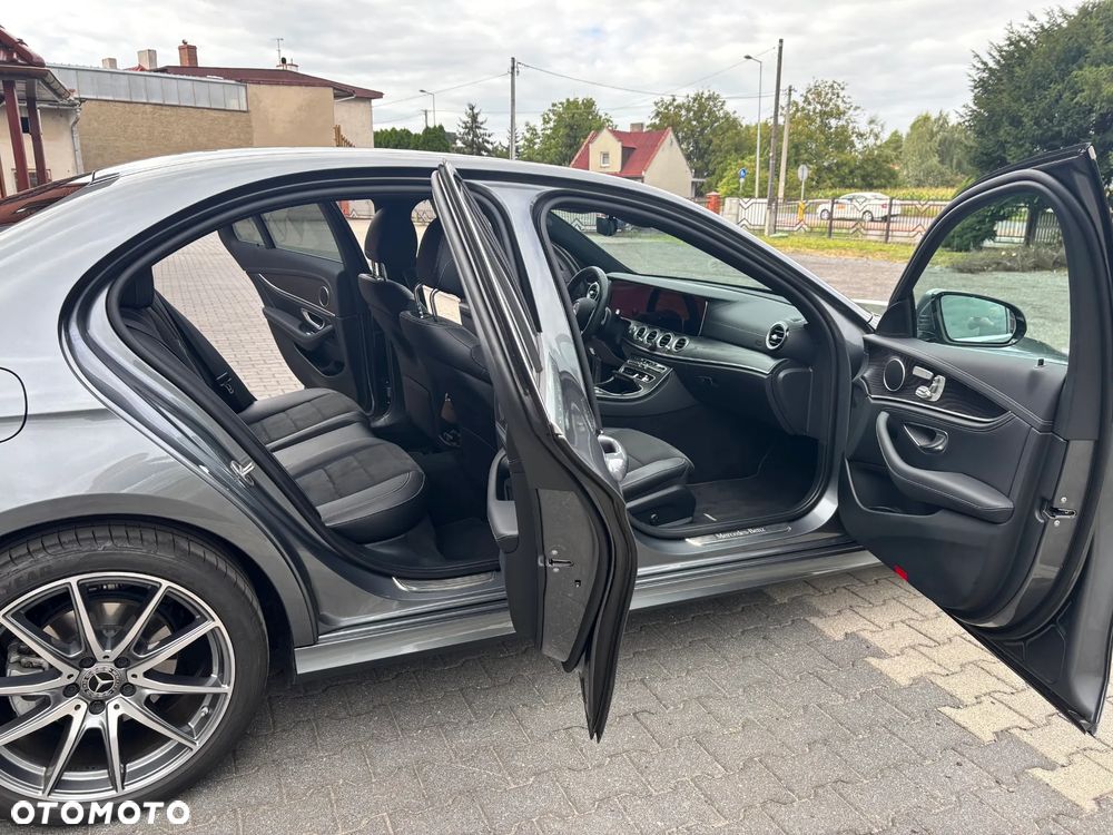 Mercedes-Benz Klasa E 220 d 4-Matic Avantgarde - 7