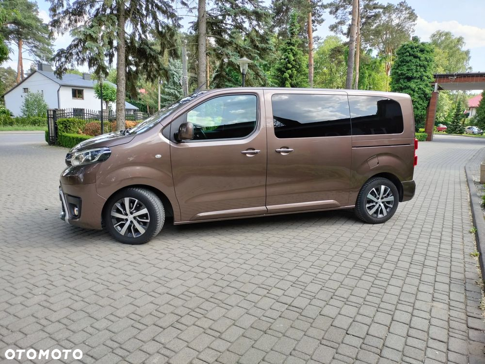 Toyota Proace Verso 2.0 D4-D Medium VIP - 4
