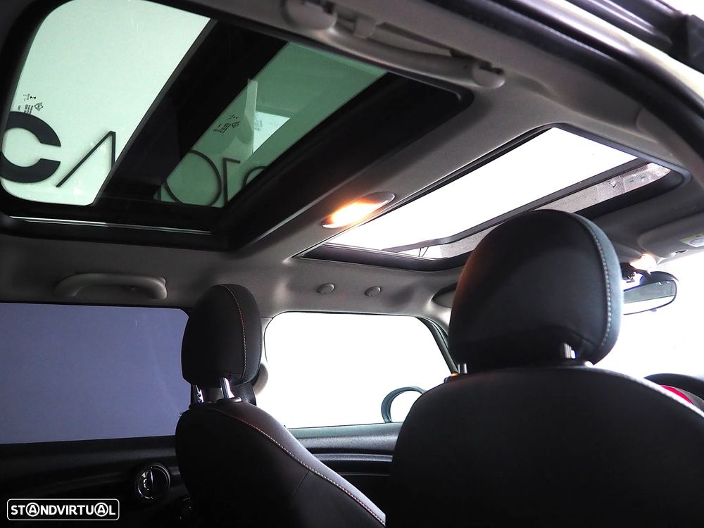MINI 5 Portas Cooper D Aut. - 20