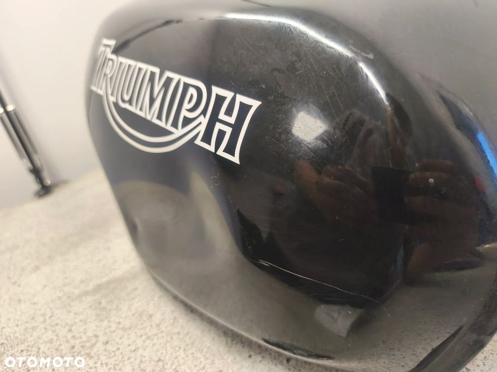 Bak, zbiornik paliwa Triumph Trophy 900 - 6