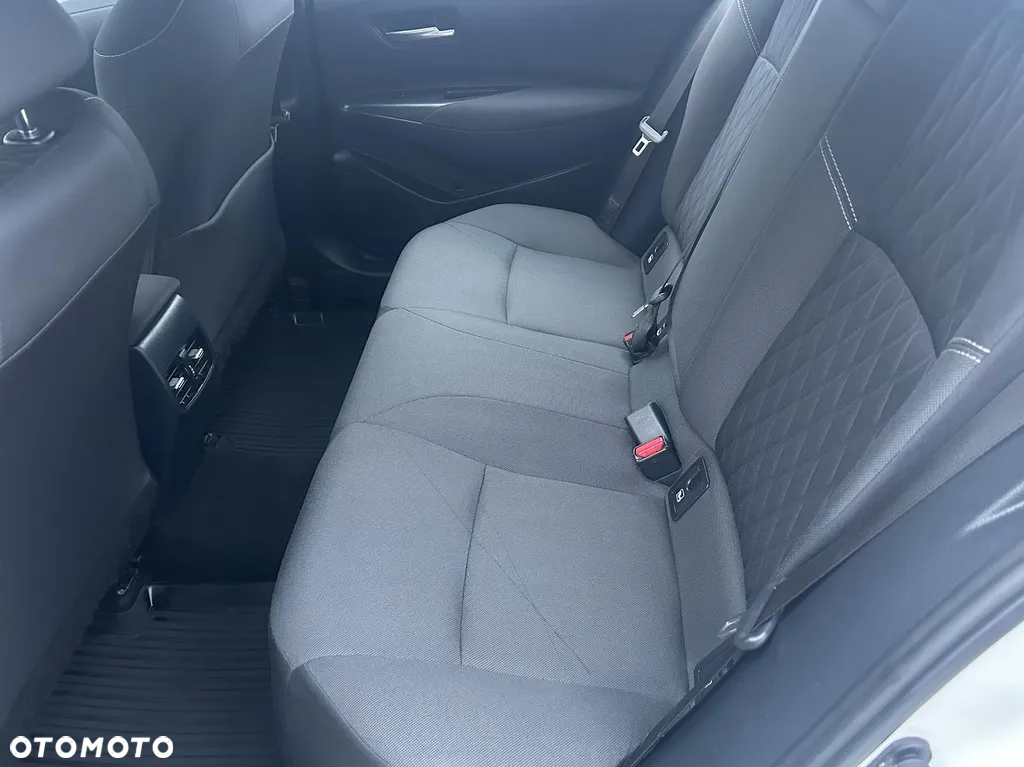 Toyota Corolla 1.5 Comfort - 25